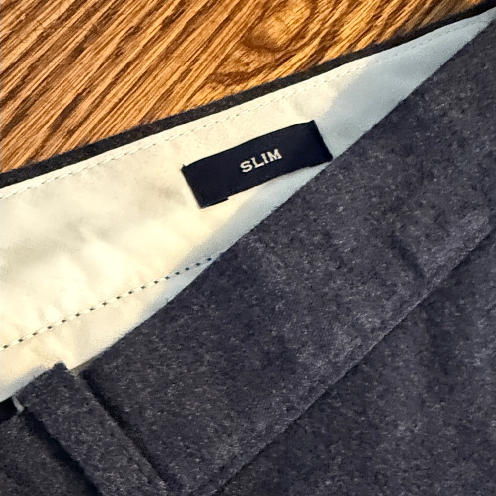 J. Crew Men's Dark Blue Flannel trousers - Picture 4 of 11